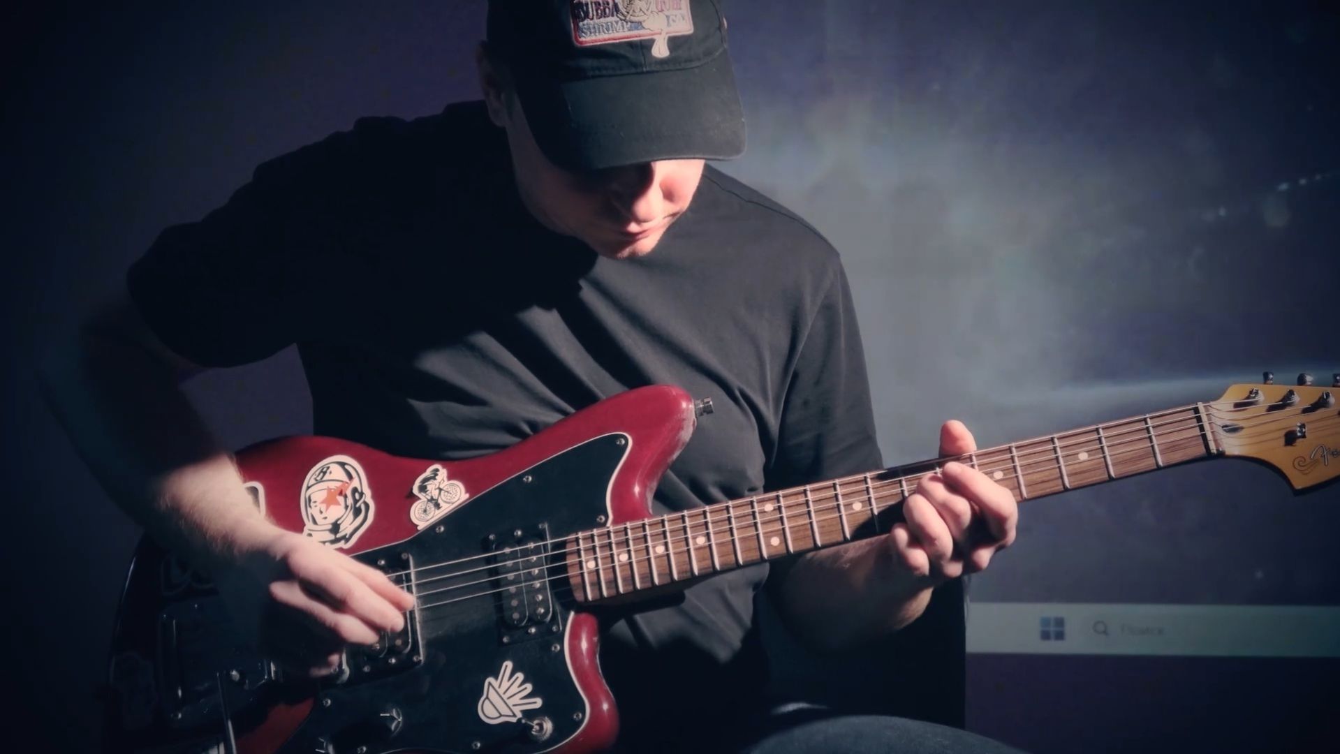 Владимир Куличенко - концерт под полет Юрия Гагарина в галерее на Шаболовке 04/2026