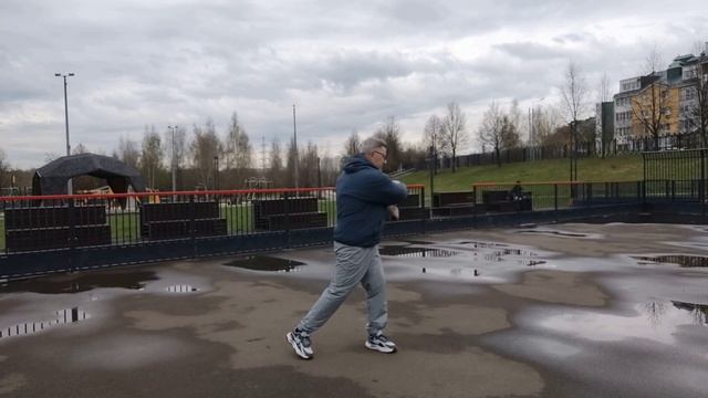 Занятия с палкой Тайцзи Бань в Митинском ландшафтном парке (11)