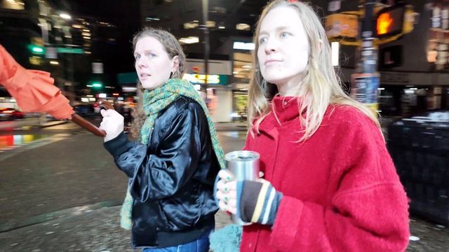 Fight & Cops 🚨Best Nightlife In Vancouver DOWNTOWN 💃 Beautiful CITY 💞 Dance To Loud Music — 4K