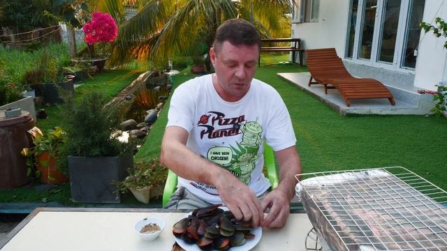 Это ты должен готовить сам! Грильные мидии и угорь!