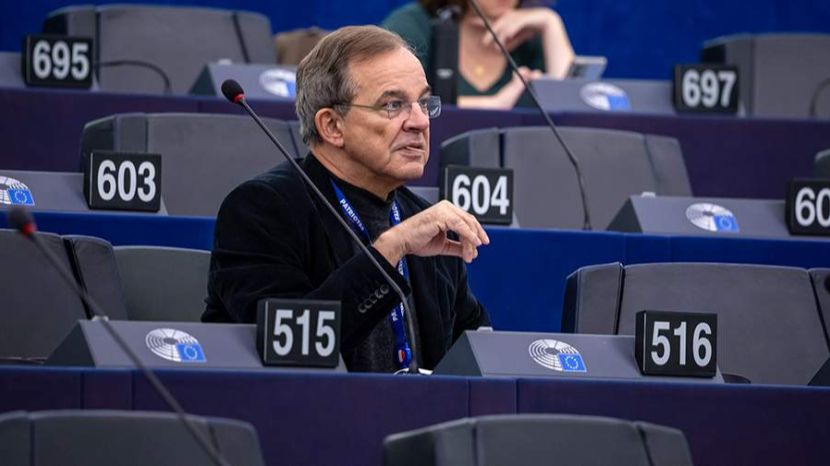 Евродепутат возмутился условиями кредита на €90 млрд для Украины