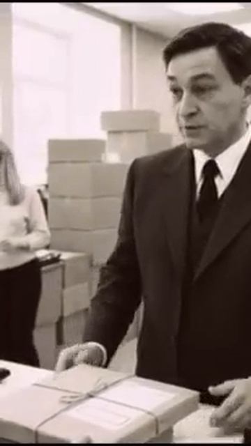 Штирлиц в 2026-м году 😎😁