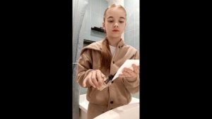 с Каролиной в квартире наш день