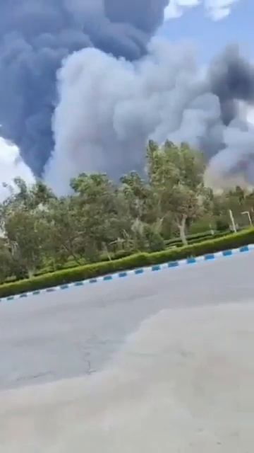 US-ISRAEL STRIKE OIL REFINERY IN SOUTHERN IRAN