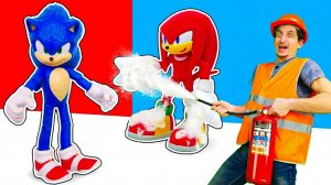 Соник и Мастер Тук-Тук тушат пожар 🔥 Спасение котика