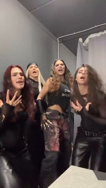 Ведьмы) милые) BEARWOLF