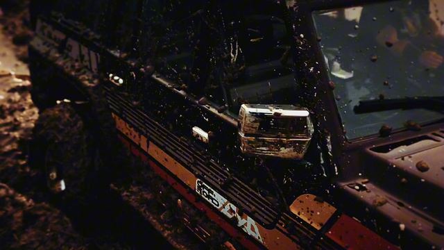 Лютое грязевое вождение по бездорожью на радиоуправляемом 4WD внедорожнике Nissan Patrol RLAARLO 1/7