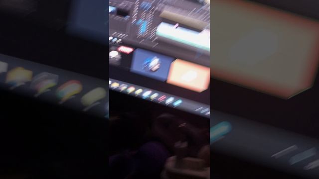 чел который занимается дубляжом и моим и другом и сестры не делает то что должен и я его учитель