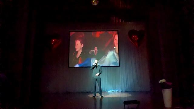 Целовала Наташка меня Золотарев Николай