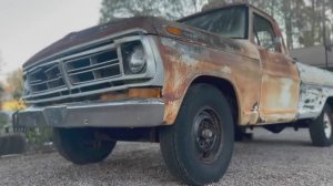 Форд Ф250 1972 Заброшенный фермерский грузовик Ford F250 1972 Abandoned Farm Truck