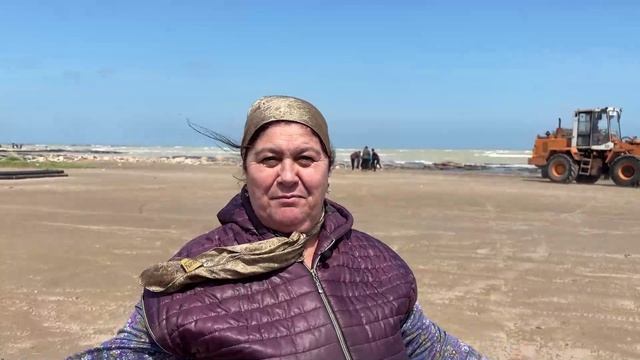 Субботник на приморском и заводском пляжах