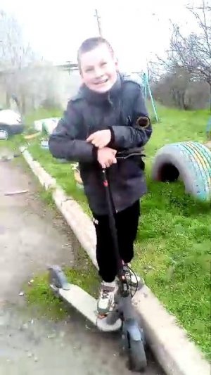 продолжение гуляем и и катаемся