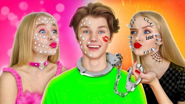 Милая Близняшка VS Дерзкая Близняшка  Хорошая VS Плохая Сестра