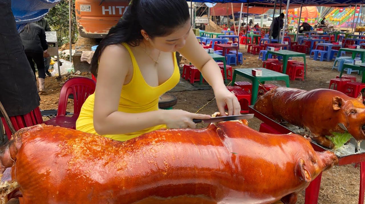 Я восхищаюсь девушкой, которая в одиночку, молниеносно, разделала двух жареных поросят