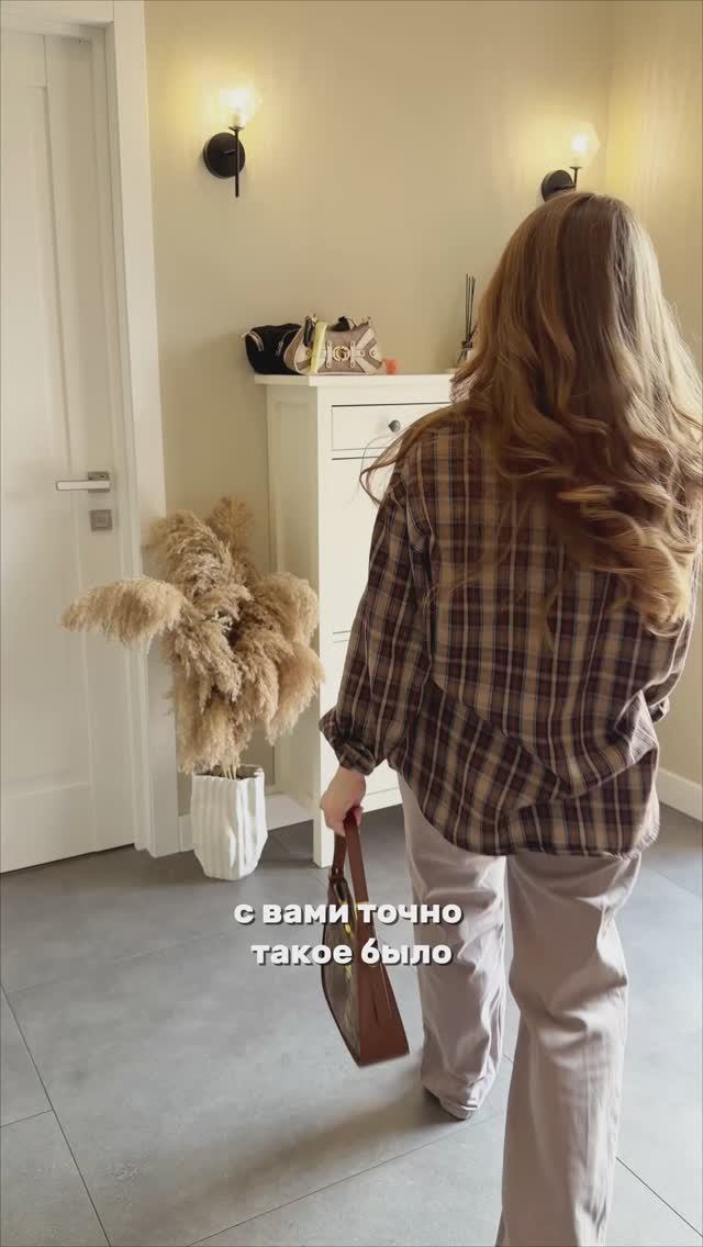 Пена, которая за минуту делает обувь чистой