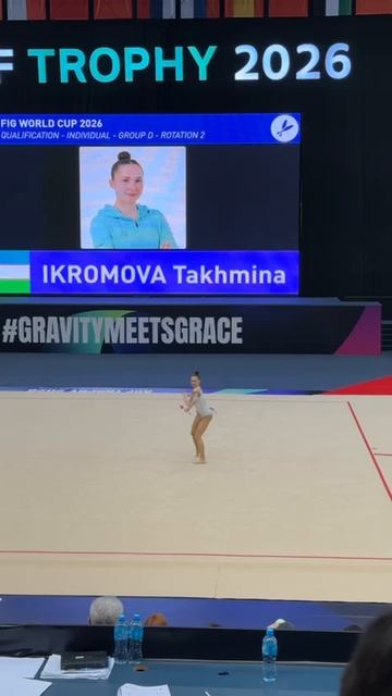 Выступление Тахмины Икромовой на кубке мира 2026  с булавами
