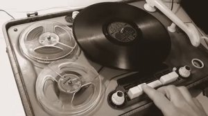 Послушаем "хороший отечественный магнитофон", предложенный Димой Семицветовым