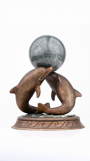 Статуэтка бронзовая 