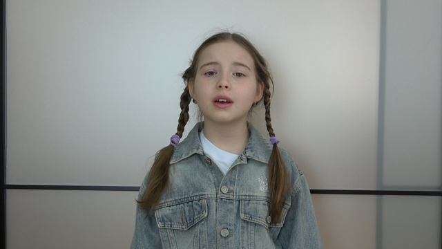 Стихотворение «Сплю тебе, родной» Людмила Шмидт. Читает Таисия Звягинцева.