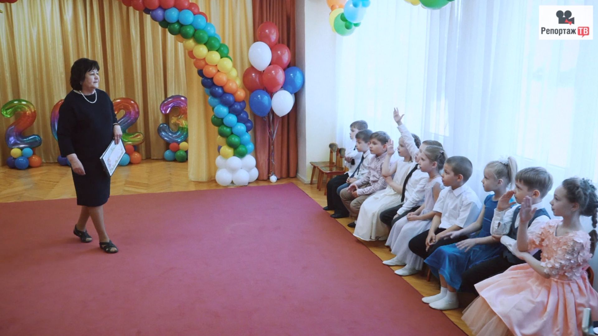 Какие же всё-таки они сообразительные - выпускники отвечают на сложные вопросы