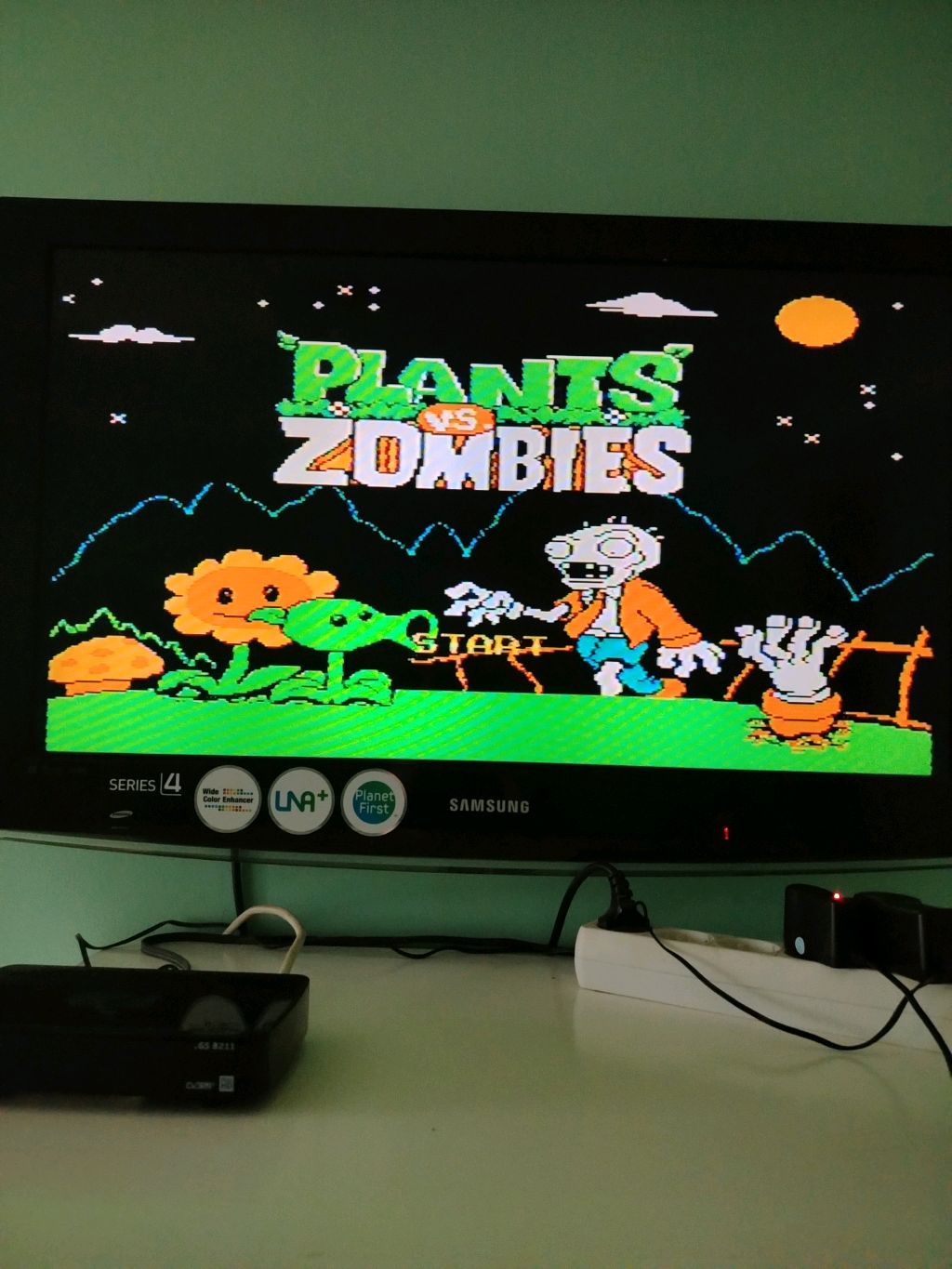 придумал песню про Зомби против растений