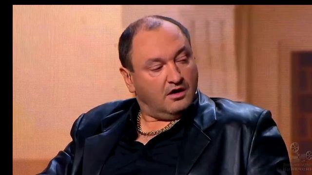 Клоны и бандиты
.