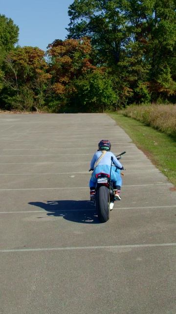 Катя Алмаз мото девушка на Дукати Ламборгини