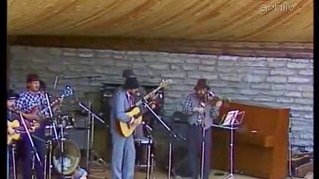 ВИА Артель.1987.Жизнь полна поэзии,в ней полно стихов.