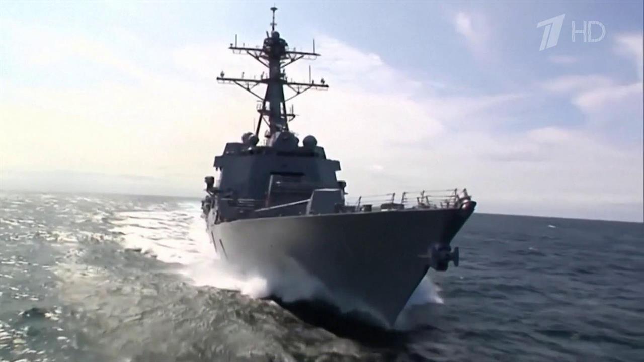 США нанесли удар по иранскому судну в Оманском заливе