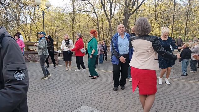 Какая же я бабка...... 18.04.2026 Гомель парк Луначарского 🥰💫