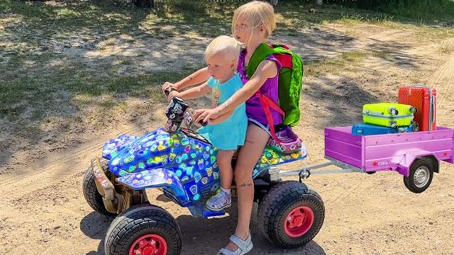 СОФУНЬЯ ШАЛУНЬЯ - СОФИЯ И НИКА  УШЛИ В ПОХОД.