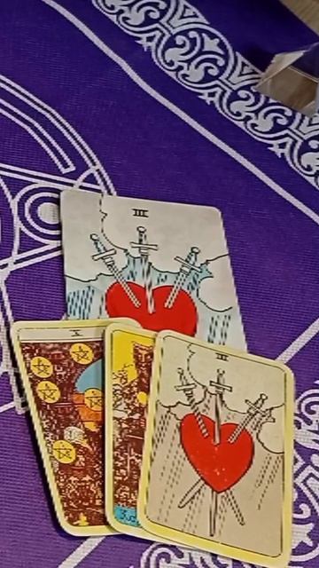 СОЖАЛЕЕТ ЛИ ОН О ТОМ, ЧТО ОН ПОТЕРЯЛ ВАС