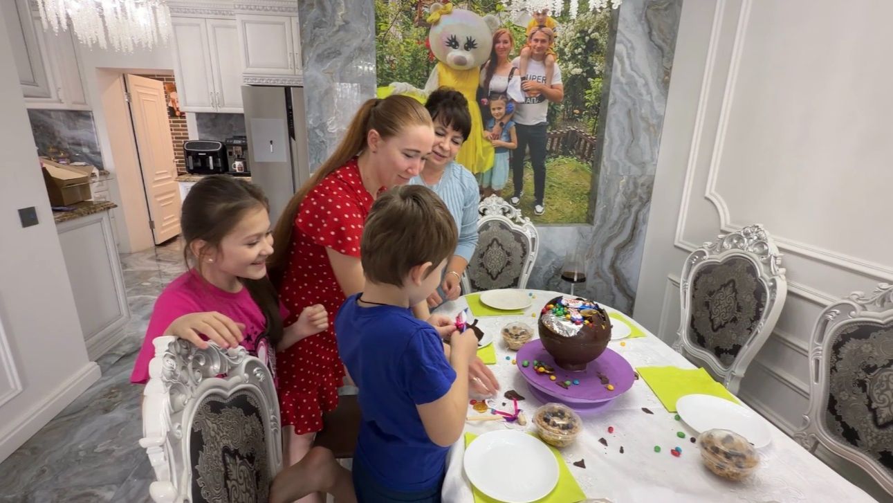 Едем к детям. Отмечаем день рождения внука. Подарки и сюрпризы. Попали на новоселье.