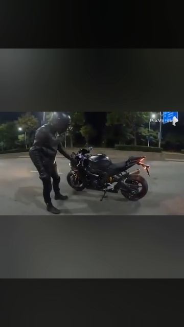 САМЫЙ ГОРЯЧИЙ МОТОЦИКЛИСТ В МИРЕ