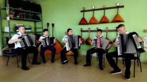 В. Соловьев-Седой "На солнечной поляночке"