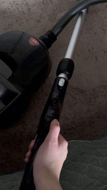 Пылесос Polaris PVC 2103