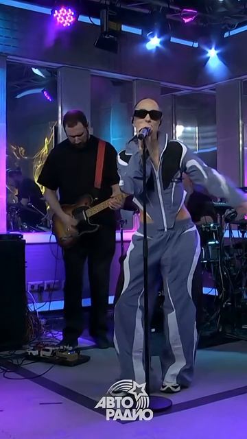 Мари Краймбрери  – Давай не ждать в эфире Авторадио #марикраймбрери