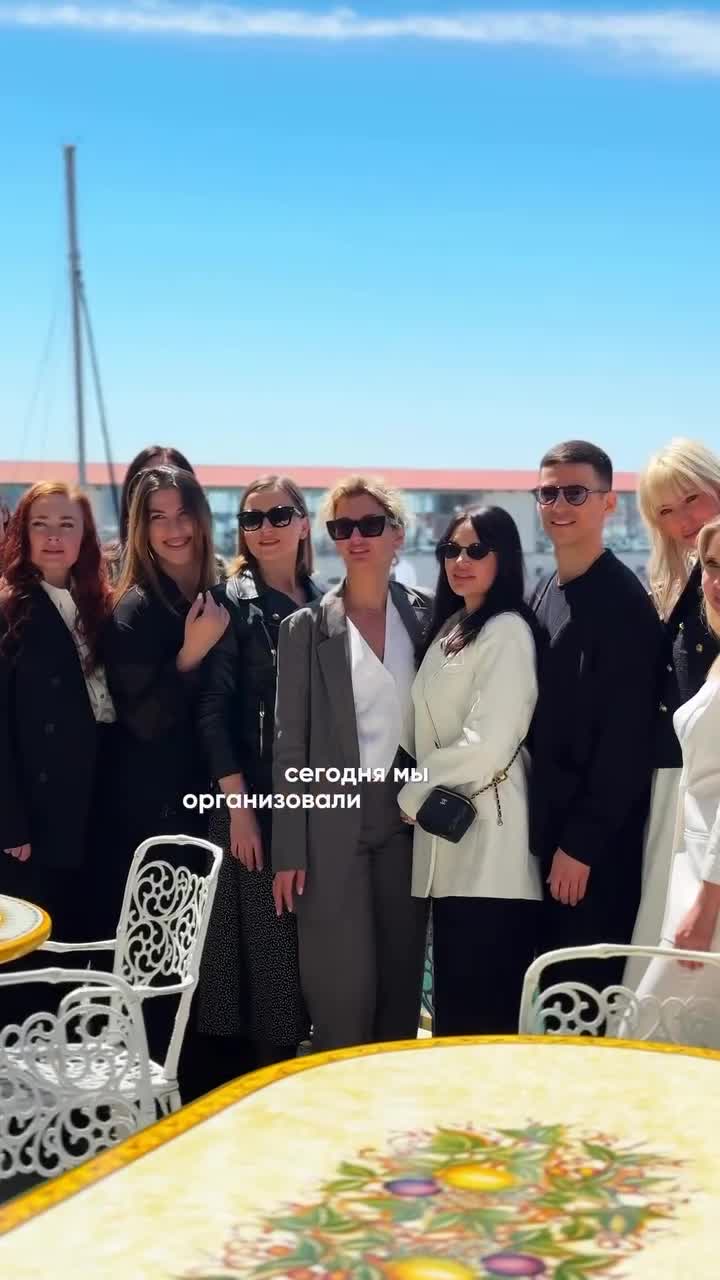 Искусство впечатлять: светский этикет для дизайнеров