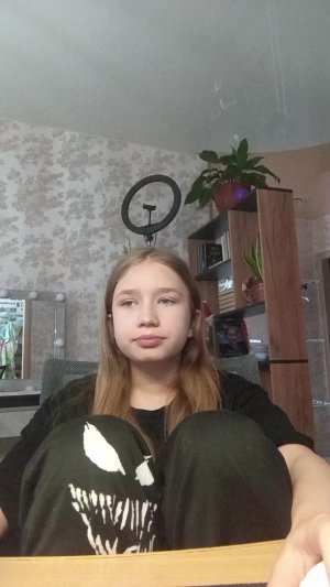 задавайте вопросы ребята всем отвечу