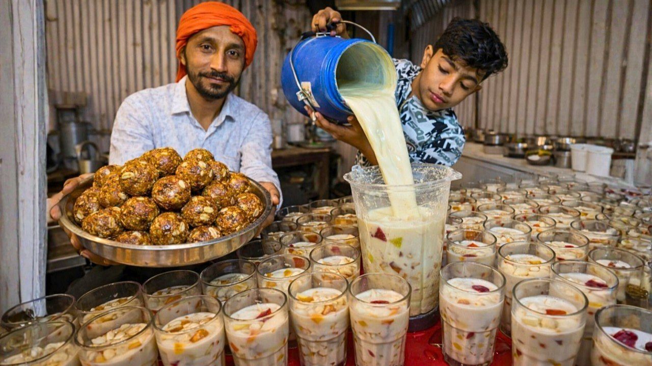 Самый мощный в мире молочный коктейль с пуншем  Приготовление Мега-сухофруктового Ладду