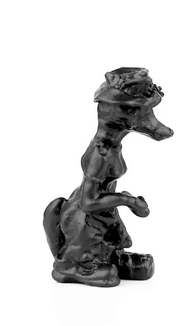 Статуэтка чугунная 