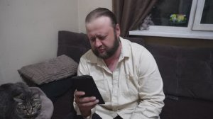 Читаю комментарии в домике ПОДВАЛ ИЛЬИЧА а ночью бегал с шлангом проливал заборы