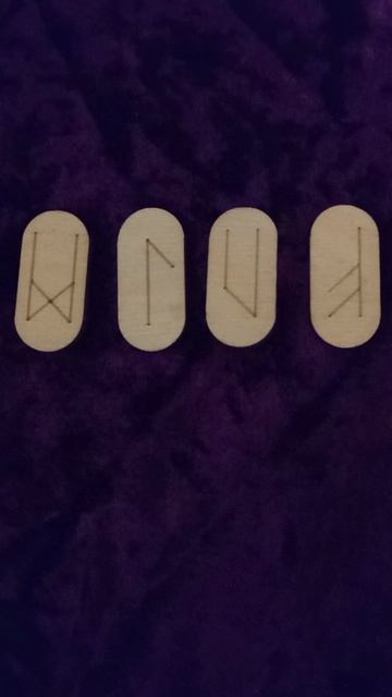 гадание на рунах прогноз на неделю 20.04.2026