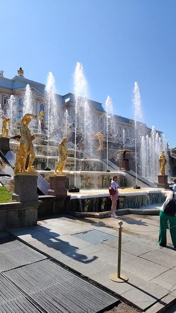 Петродворец. У Грота Большого Каскада