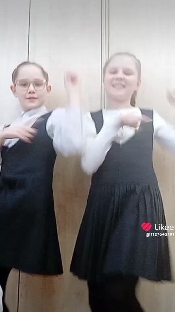 в школе одинаковые