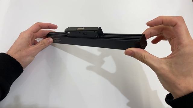 Магнитный линейный светильник 10W 48V для трековой шины