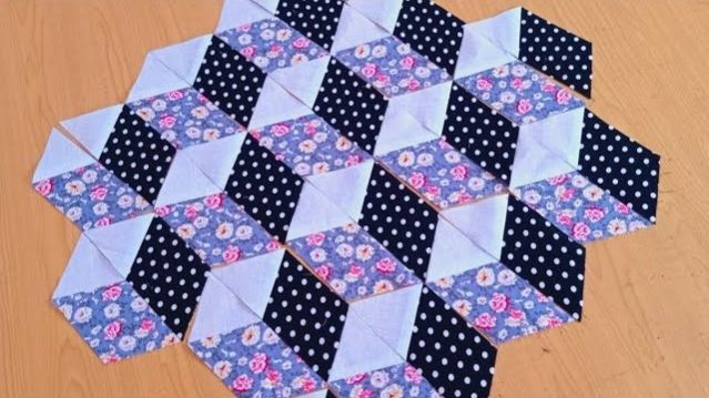 Эффект 3D без сложных швов: шьем лоскутные кубы легким способом.