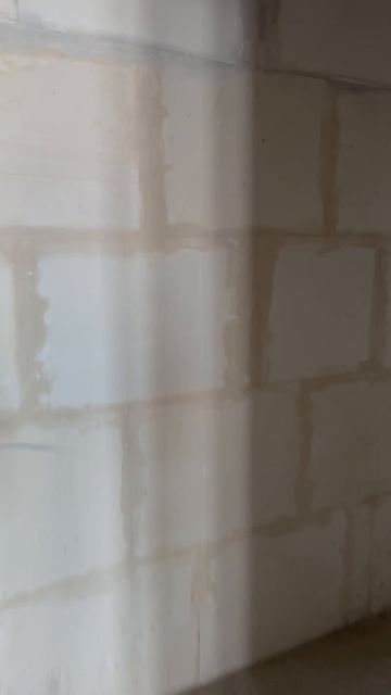 Уральская 100/5 3-х комнатная квартира