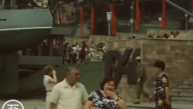 Кинохроника . Советский Владивосток . Мне знакома там каждая тропинка прожил там  11 счастливых лет