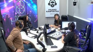 СЛЕЗЫ, ТАНЦЫ, ПОЛНЫЙ ЗАЛ